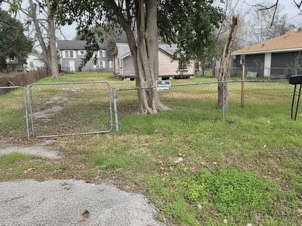 3013 Reid St, Houston, TX 77026