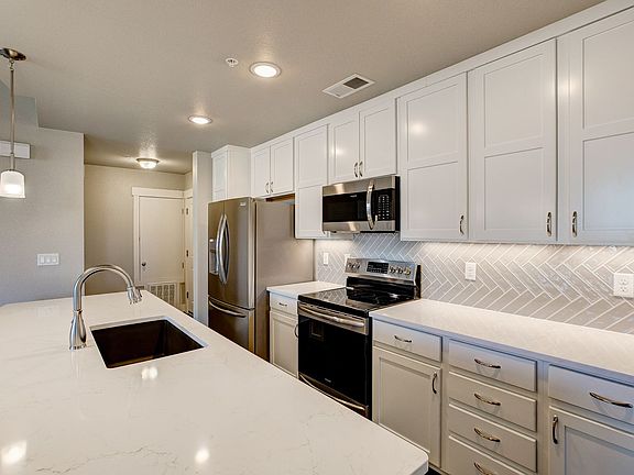 5th image of 6582 Crystal Downs Dr #Elkkvd