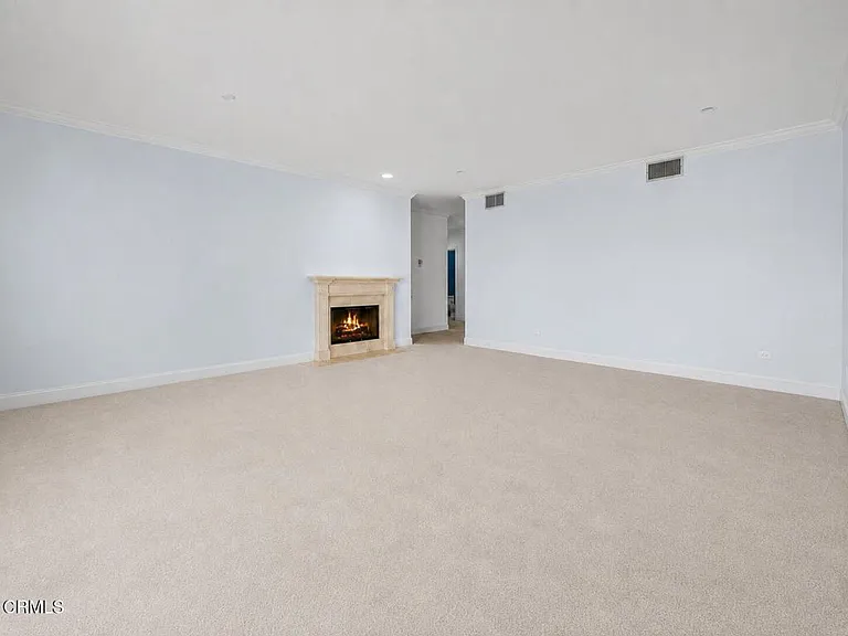 1830 Pelham Ave #301 — Photo 16