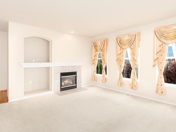5th image of 22906 SE 13th Pl