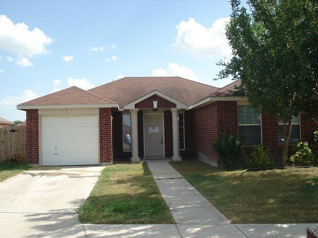 2nd image of 515 Sonny Dr