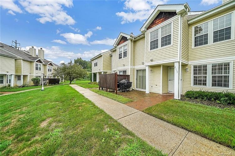 1st image of 2117 Whispering Hills Dr