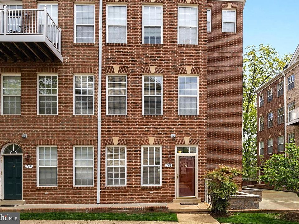 1st image of 2663 Manhattan Pl Ste 112