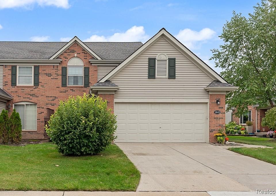 1st image of 3845 Knightbridge Cir #46