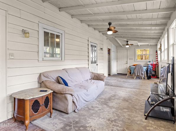 236 & 240 Long Branch Rd, Townsend, TN 37882