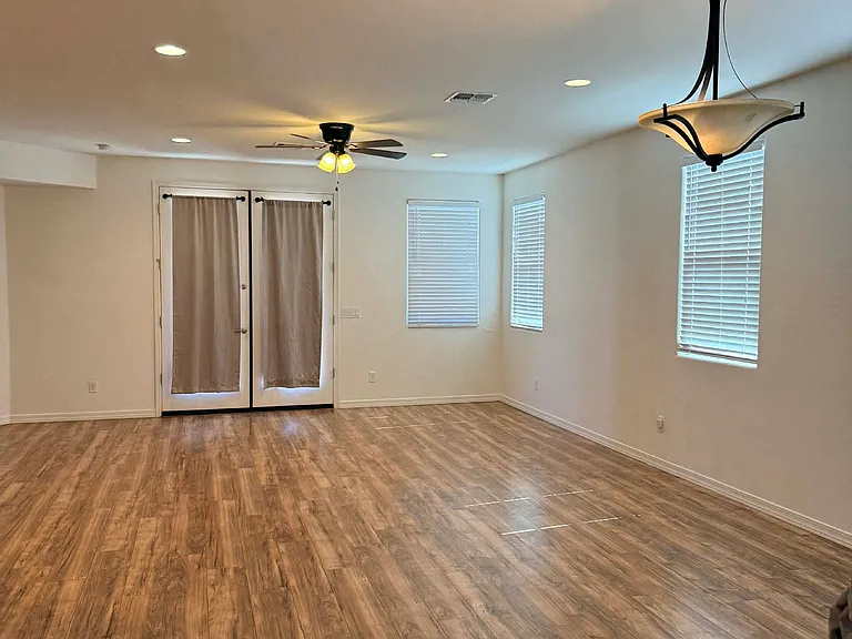 40835 W Patricia Ln — Photo 12