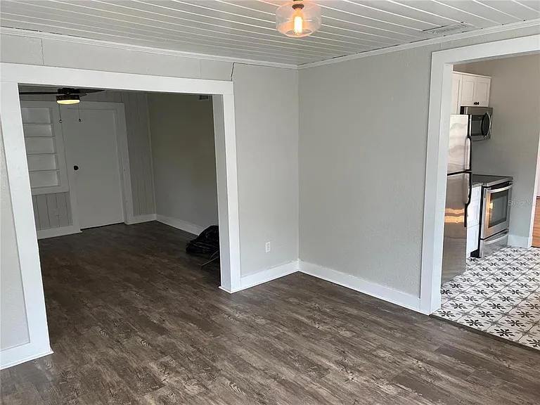 1517 E Ellicott St — Photo 28