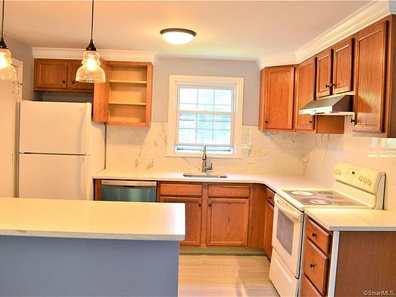 5th image of 9 Grandview Dr #41B