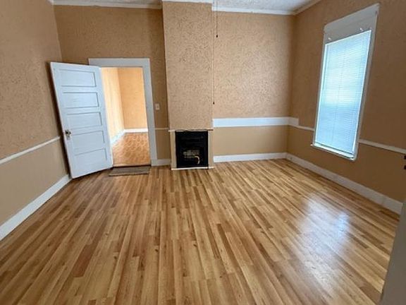 5th image of 2527 36th St
