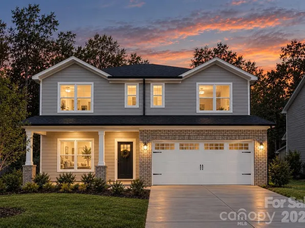 20724 Catawba Ave, Cornelius, NC 28031