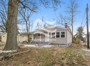 910 Clearfield Dr, Saint Louis, MO