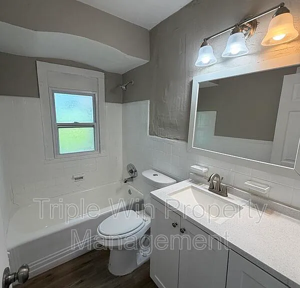 802 Rolwes Ave — Photo 18
