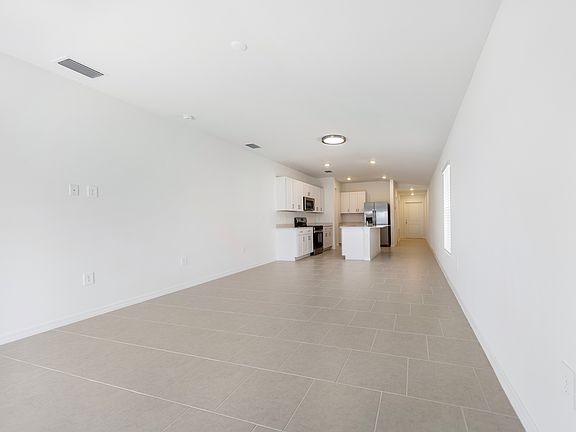 5th image of 4023 San Felice Ln