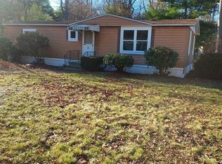 61 Longboat Rd, West Wareham, MA 02576