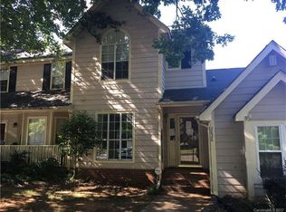 2828 Iron Gate Ln, Charlotte, NC 28212