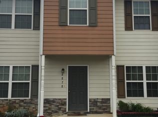 6878 Mountain Cir, Riverdale, GA 30274