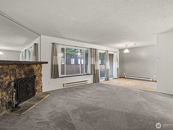 5th image of 17430 Ambaum Boulevard S #37