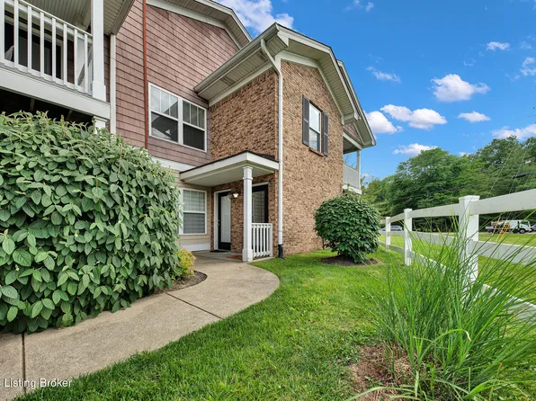 6520 Brook Bend Way Unit 203, Louisville, KY 40229
