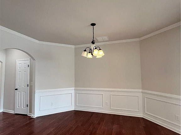 4th image of 4957 Sherwood Way