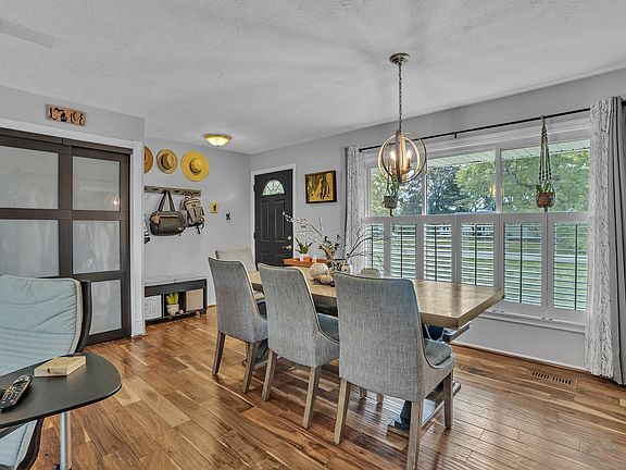 4th image of 5402 Cambourne Pl