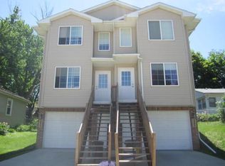 2678 Beverly Ave, Dubuque, IA 52001
