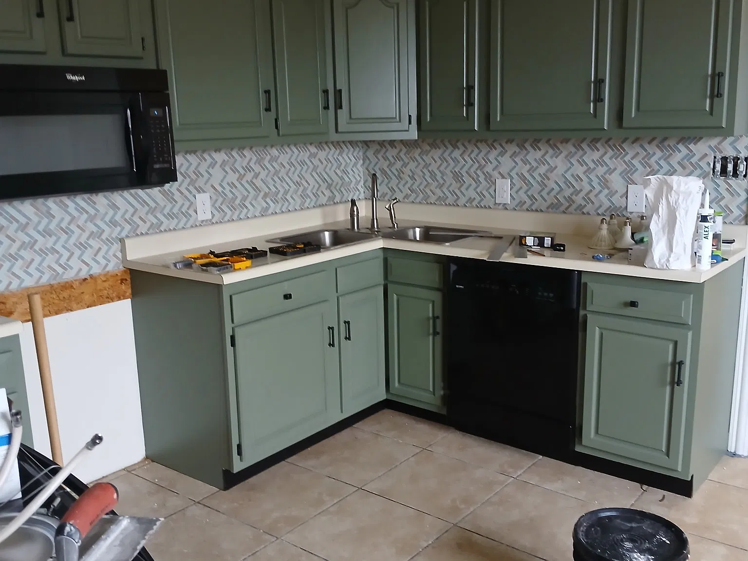 3 bed, 1800 sqft, $1,450 — Photo 3