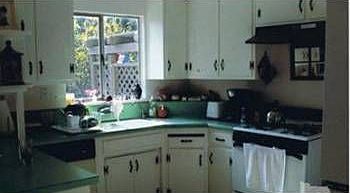 4th image of 519 S Ventura St