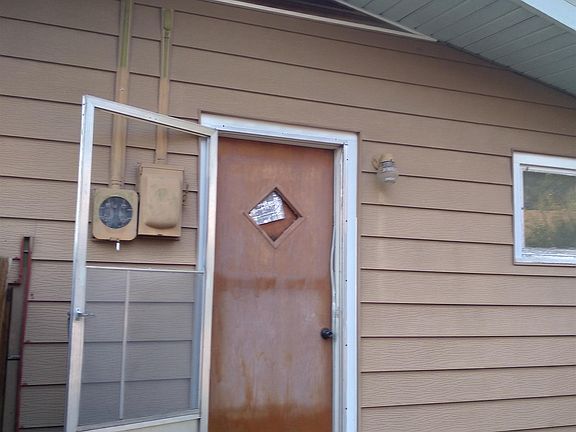 3rd image of 620 Delrose St