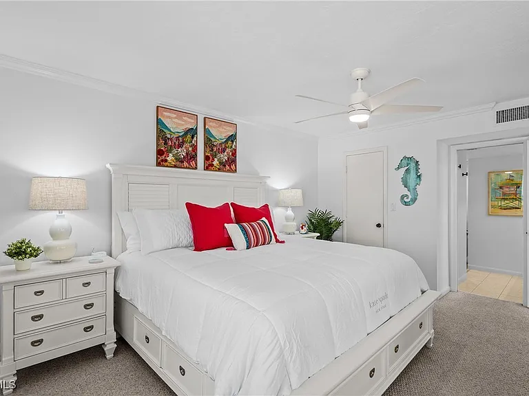 9415 Gulf Shore Dr #501 — Photo 20