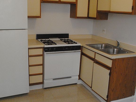 2nd image of 5427 W Washington Blvd APT 211