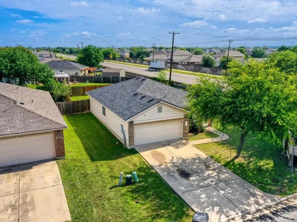 101 Adamae Ln, Hutto, TX 78634