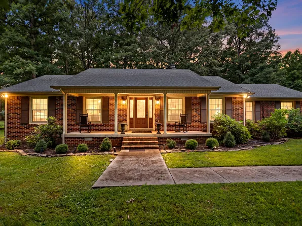 112 Hamilton Ln, Tullahoma, TN 37388