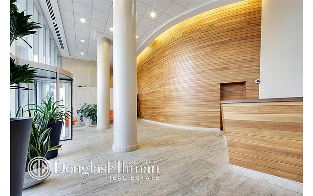 Sold by Douglas Elliman | media 22