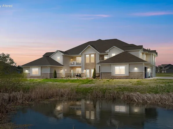 1625 Grey Fox TRAIL #H, Mukwonago, WI 53149