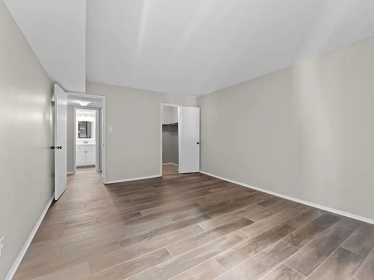 4 Monroe St #308 — Photo 14