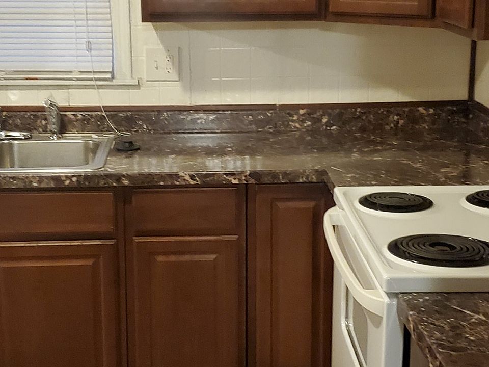 NEW kitchen cabinets 