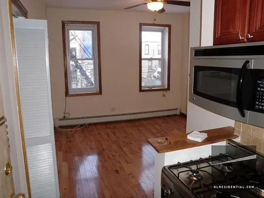 Rented by Highline Residential | media 14