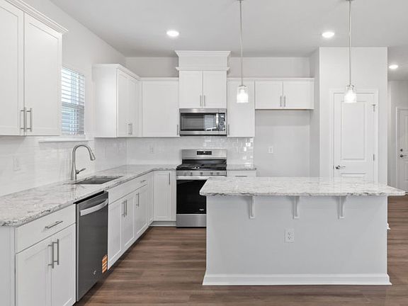 Kitchen with Large Island