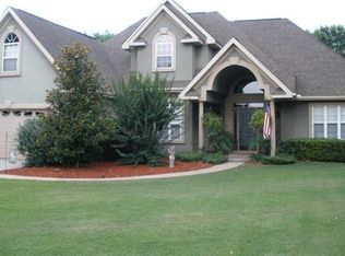 307 Twelve Oaks Dr, Warner Robins, GA 31088