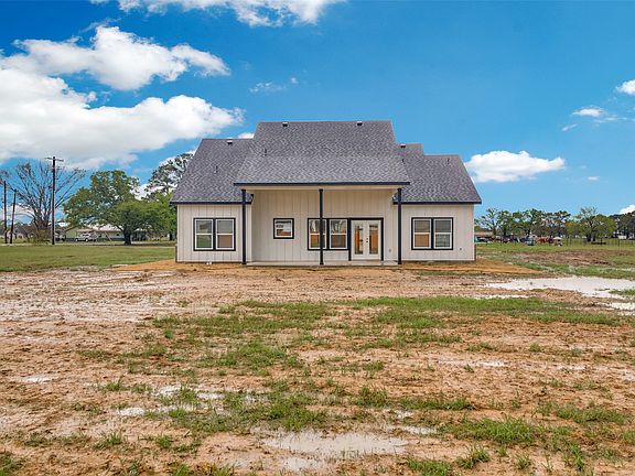 5th image of 104 Pitchfork Ranch Rd
