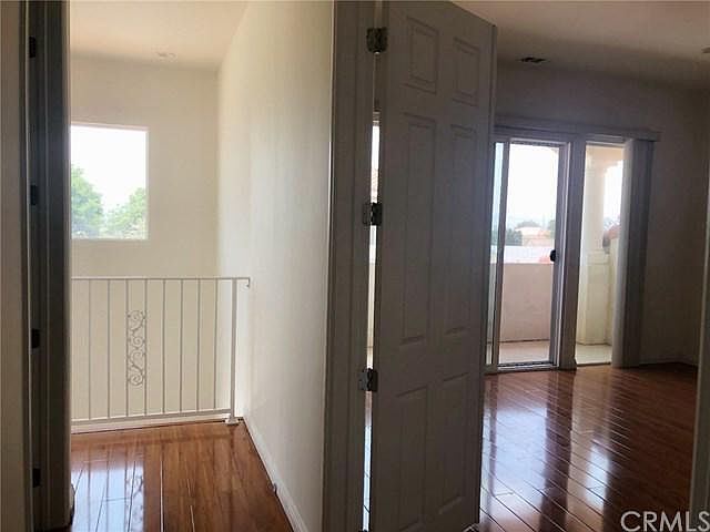 2nd image of 3121 Isabel Ave