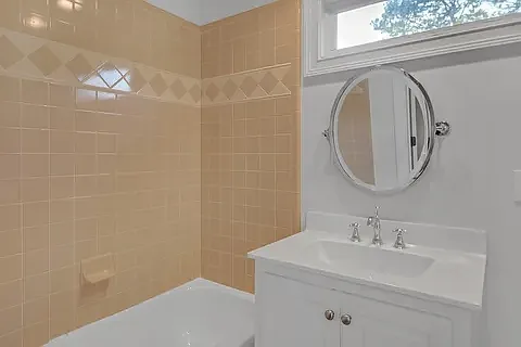 1445 Pontiac Pl SE — Photo 12