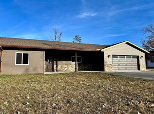 706 Maple Ave, Park Rapids, MN 56470