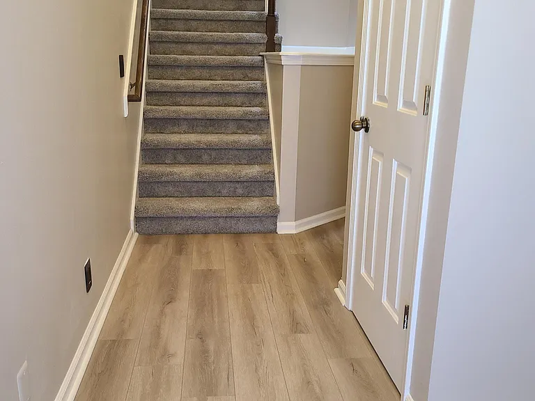 100 Villa View Ct — Photo 10