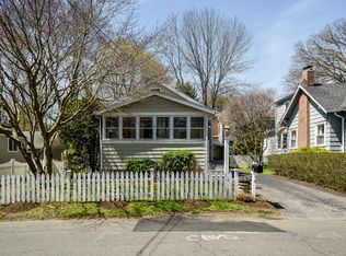 25 Lakeside Ave, Darien, CT 06820