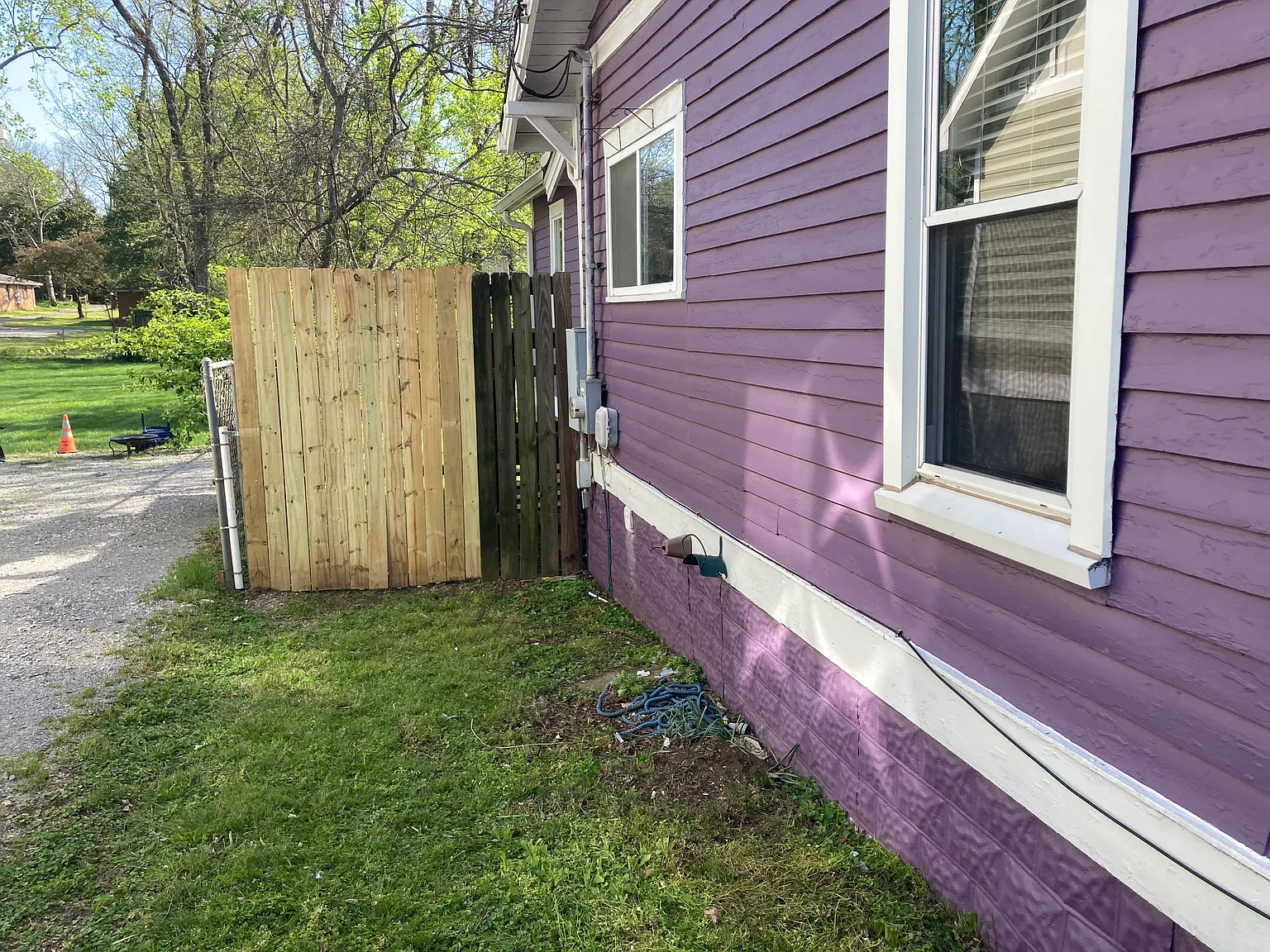 3 bed, 1200 sqft, $2,100 — Photo 3