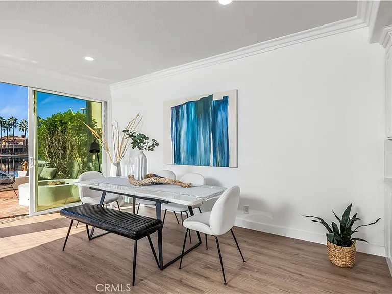 22835 Islamare Ln — Photo 7