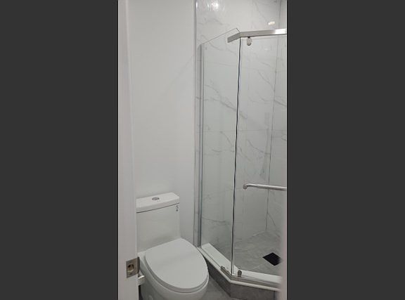 5th image of 304 Albert St W #104