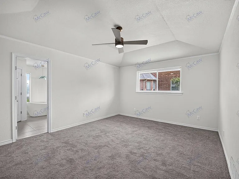 3505 Larkin Ln — Photo 10