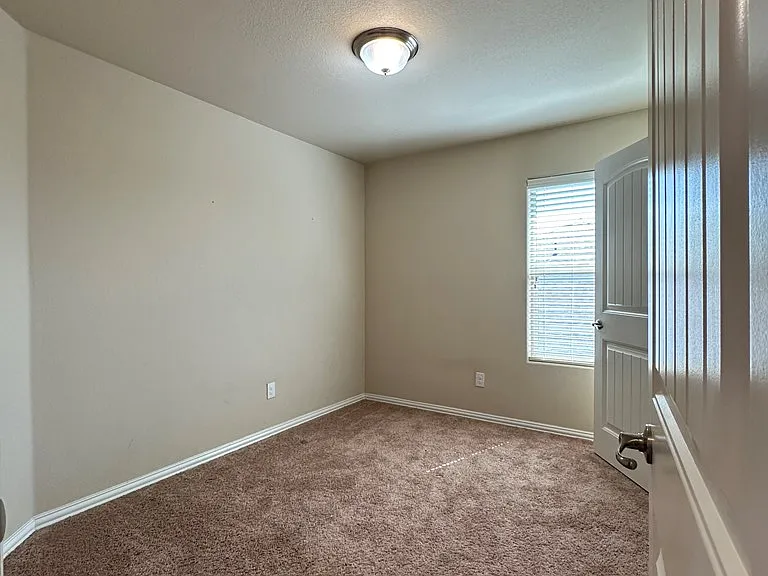7204 Brooks Ranch Rd — Photo 14